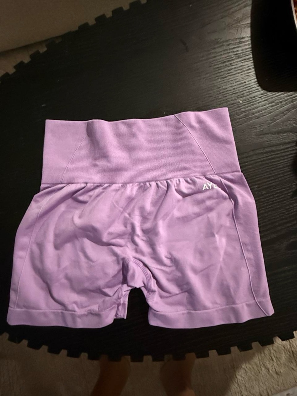 AYBL Lavender High-Rise Performance Shorts - Picture 1 of 3
